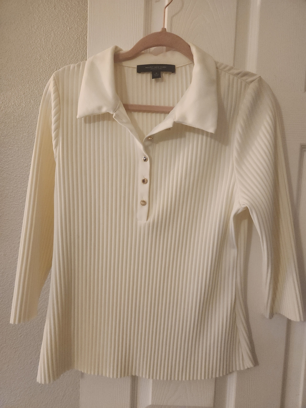 Marc New York Off-White Ribbed Long-Sleeve Polo Top